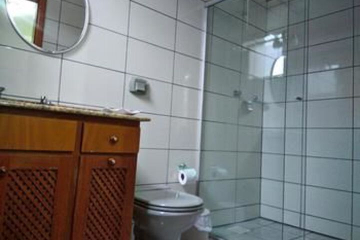 Room 2 of 27
