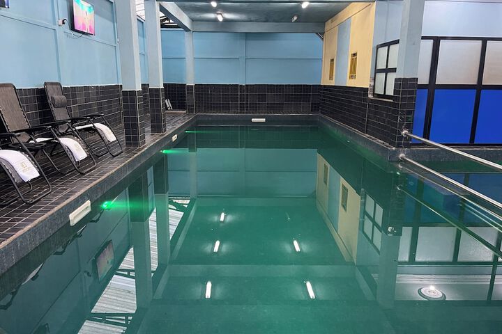 Pool 118 of 124
