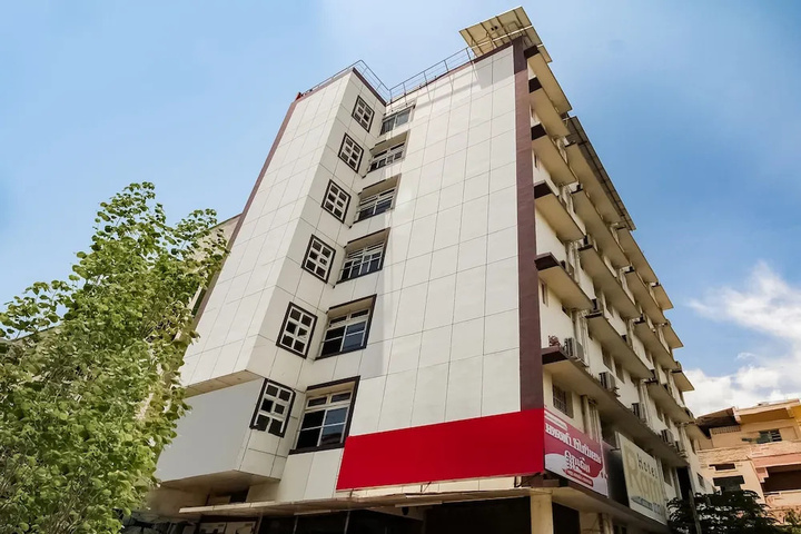 OYO 47971 Hotel Ram Inn