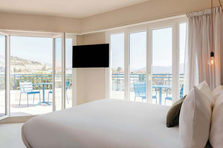 Room 36 of 60