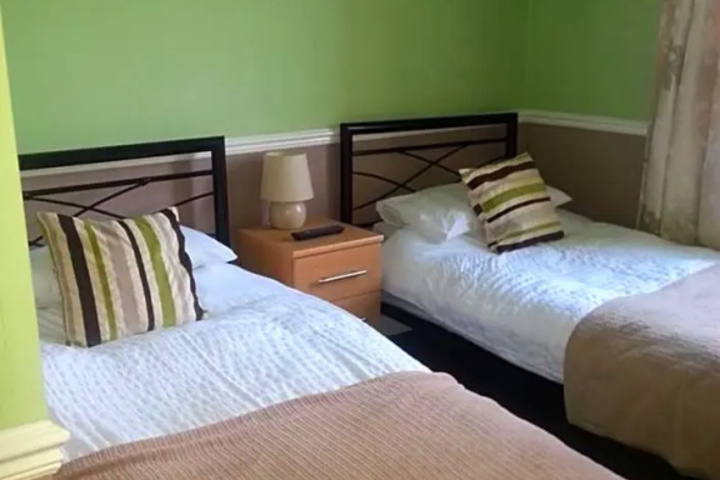 Room 2 of 18