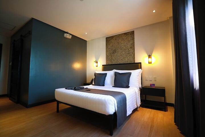 Room 11 of 51