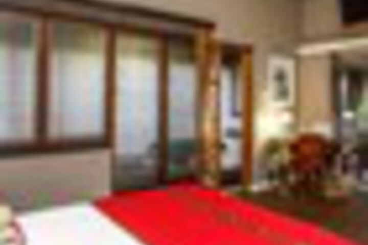 Room 26 of 150