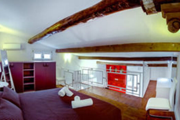 Room 50 of 161