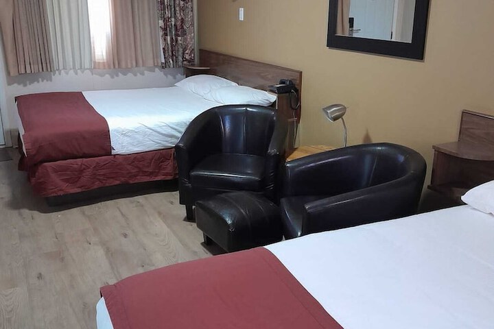Room 48 of 132