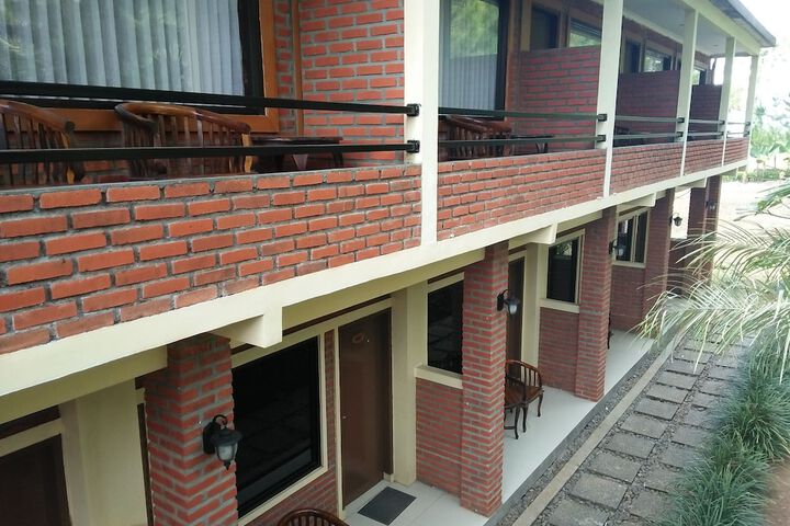 Hotel 177 of 184