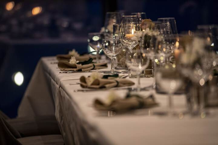 Dining 18 of 35