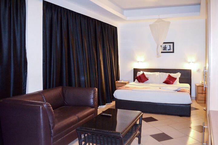 Room 16 of 52