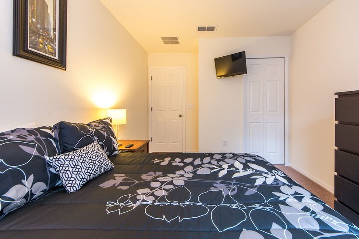 Room 91 of 221
