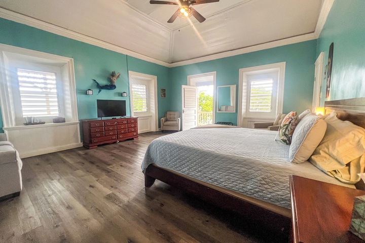 Room 34 of 171