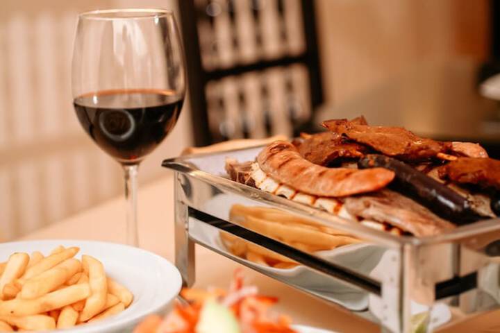Dining 54 of 67