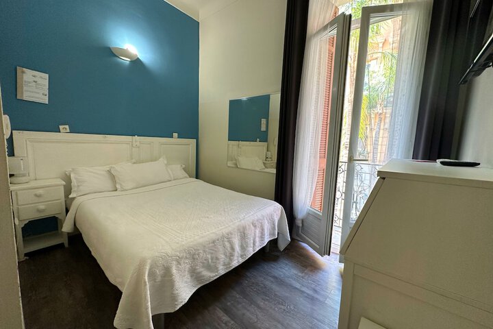 Room 26 of 53