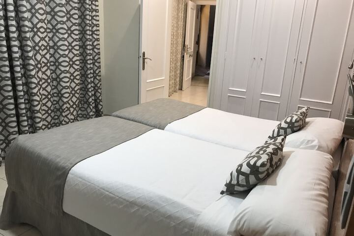 Room 4 of 56