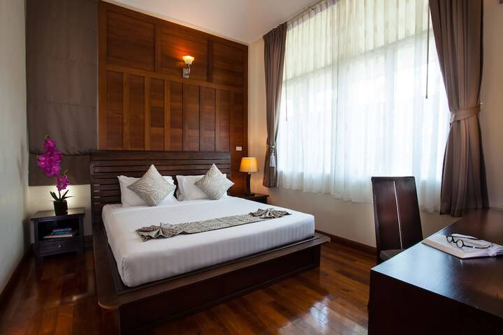 Room 25 of 140