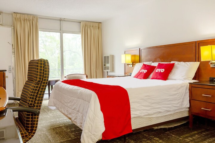 2 Double Beds (15 of 28)
