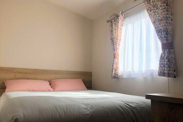 Room 8 of 55