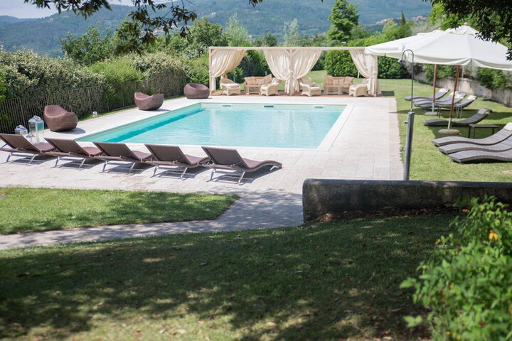 Hotel Pool