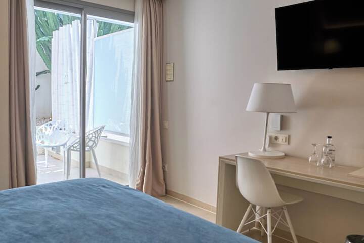 Room 18 of 50