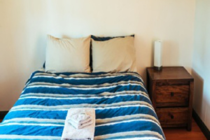 Room 296 of 372