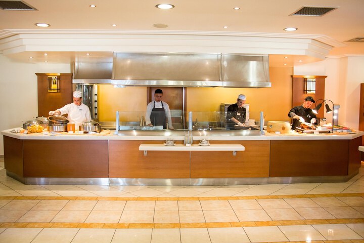 Guest Lobby