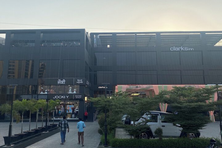 Clarks Inn Kharar-Mohali