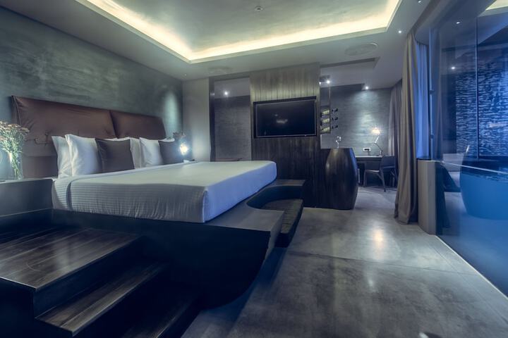 Room 19 of 59
