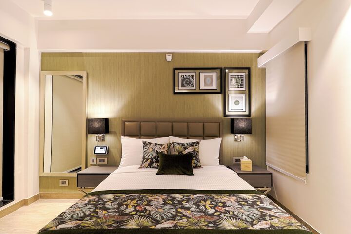 Room 22 of 65