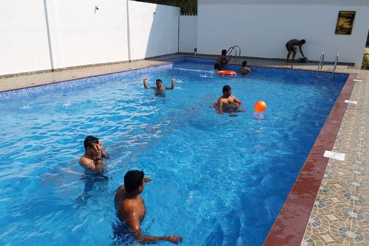 Pool 20 of 27