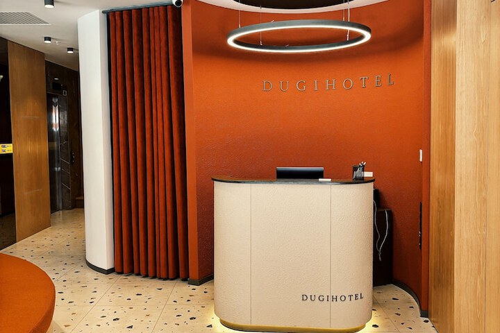 Hotel Interior 4 of 81