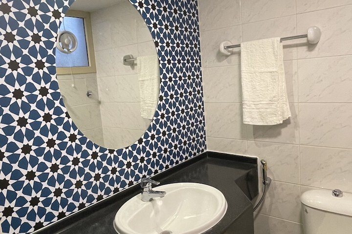 Room 66 of 103