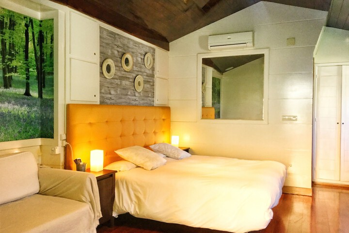 Room 5 of 35