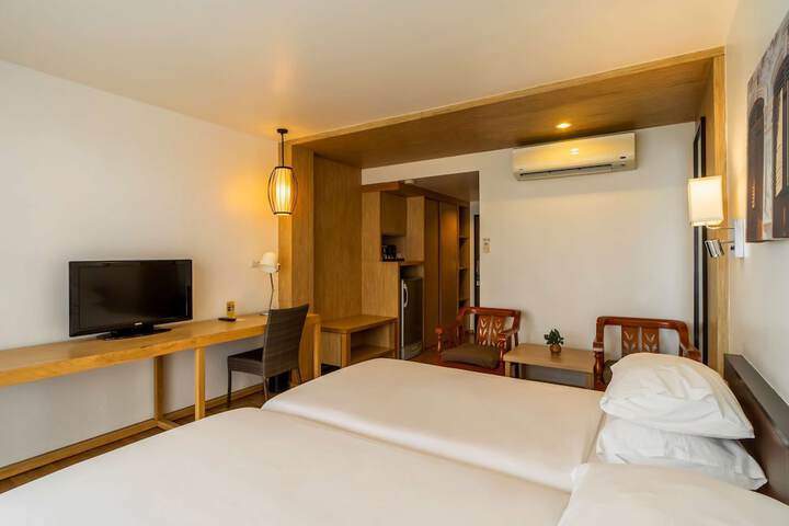 Room 46 of 118