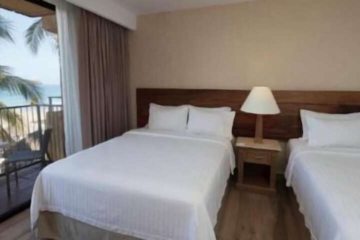 Room 28 of 92