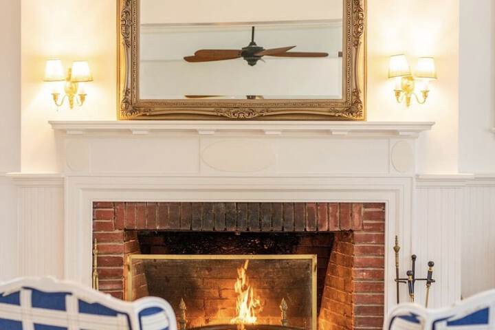 Hotel Interior 2 of 26