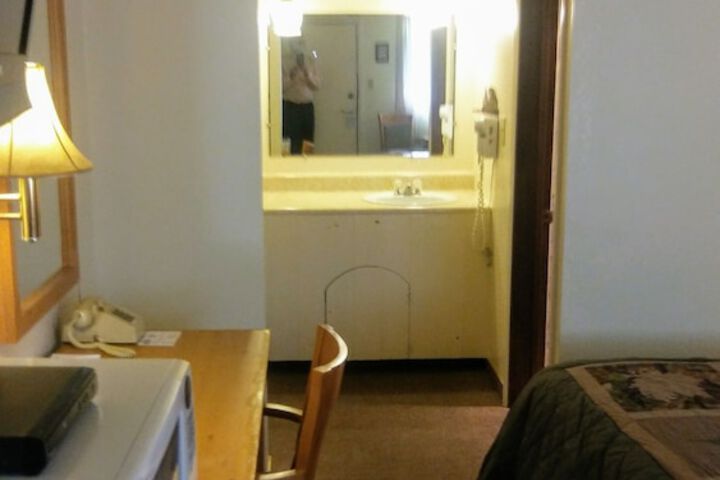 Room 36 of 54