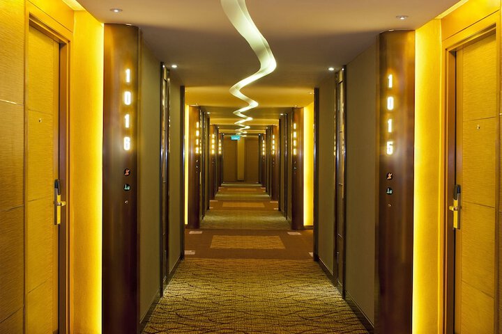 Ballroom/Hall 50 of 63