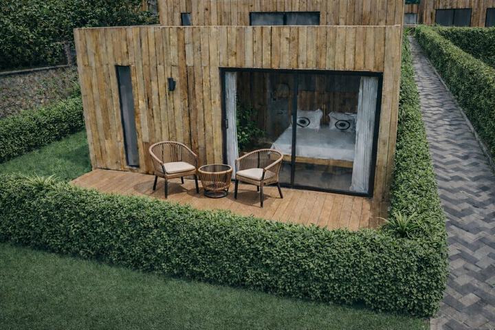 Terrace/Patio 13 of 32
