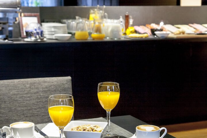 Dining Photos
