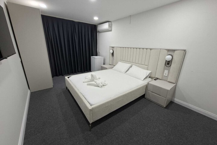 Room 19 of 21