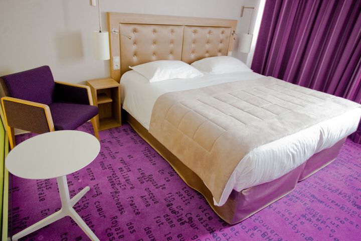 Room 5 of 31