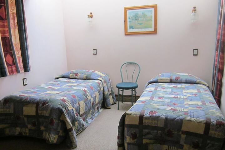 Room 8 of 46