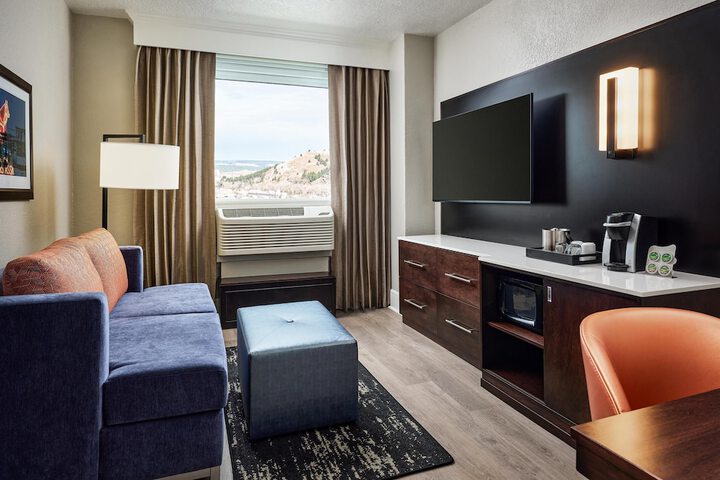 Room 92 of 173
