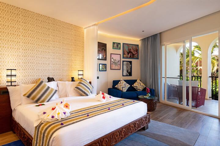 Room 4 of 186