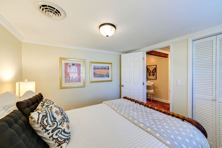 Room 7 of 35