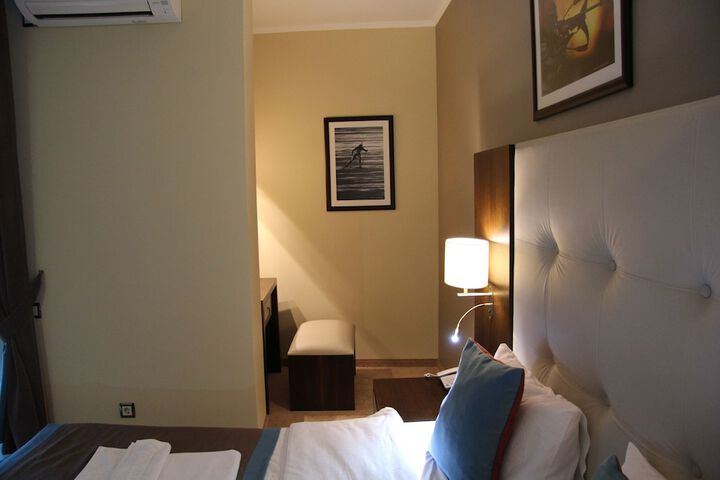 Room 34 of 81
