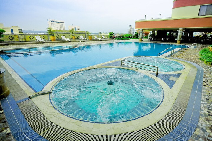 Pool 29 of 58