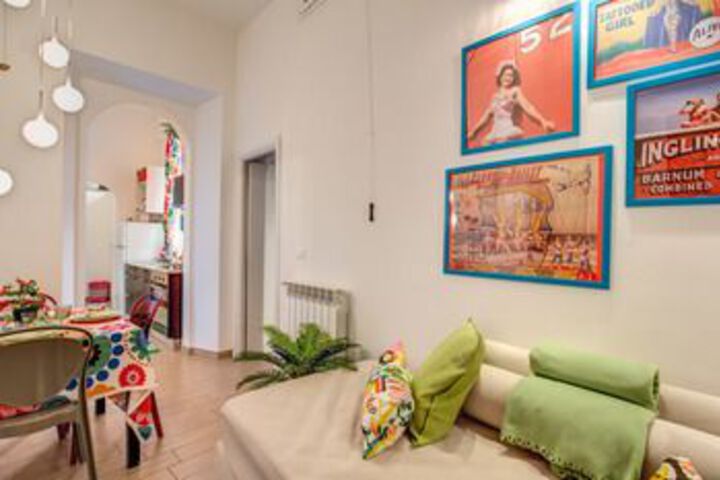Room 216 of 330