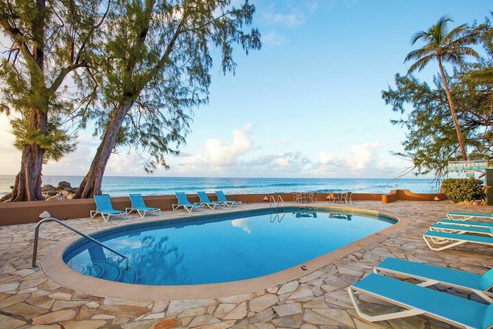 Hotel Pool