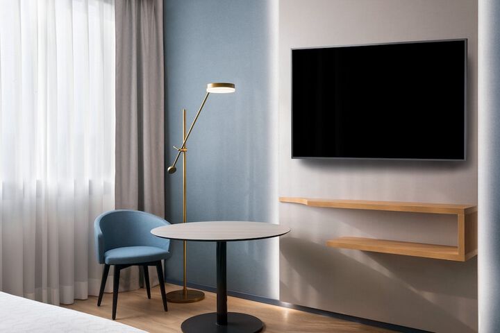 Room 6 of 98