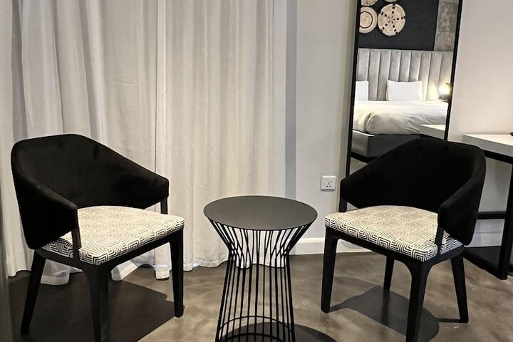 Room 15 of 24